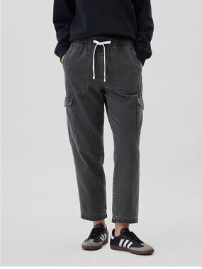 GAP Charcoal Gray Cropped Cargo Jeans